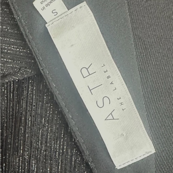 ASTR Shimmering Black High Low Feminine Halter Dress - Picture 10 of 10